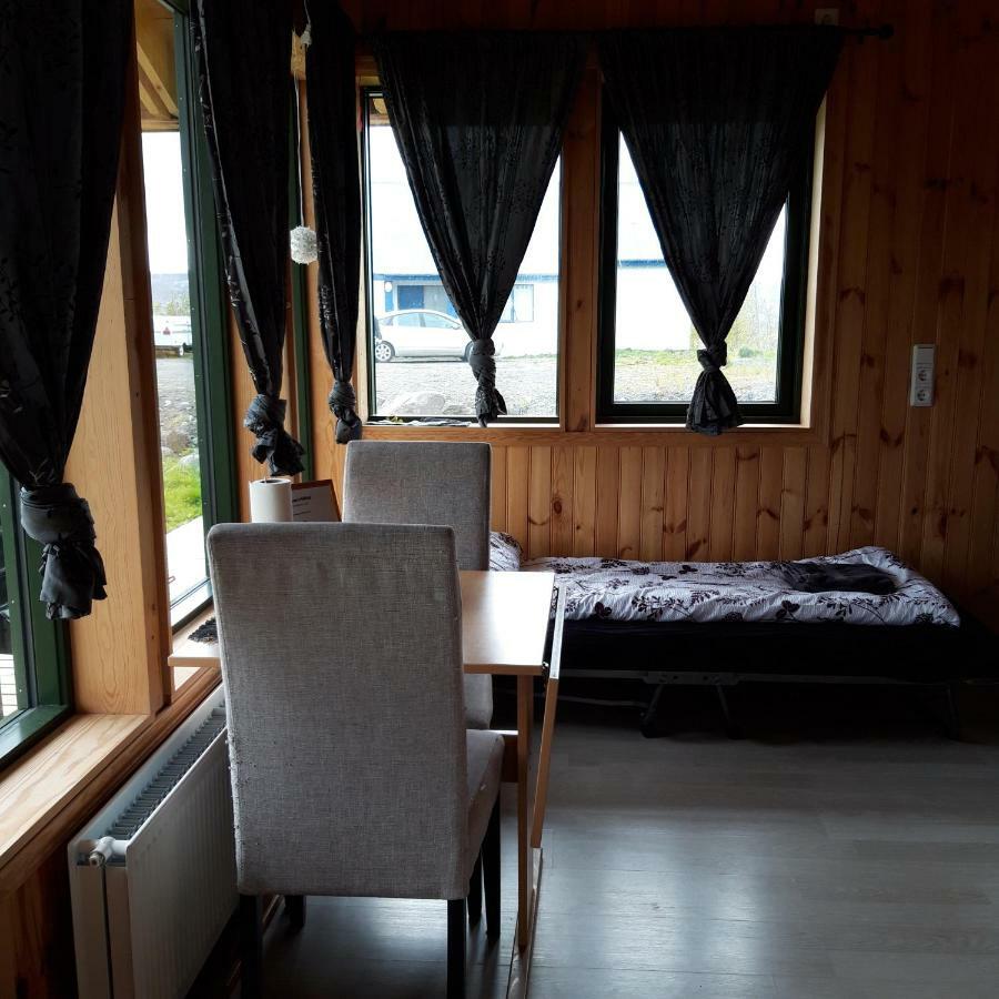 Mithhvammur Farm Stay Athaldalur Dış mekan fotoğraf